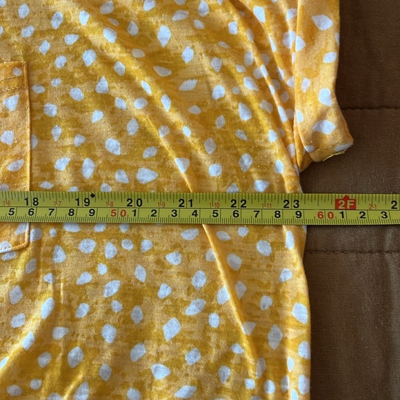 Yellow print shirt | button up | Front tie | collared | Size Extra Large - Picture 5 of 7